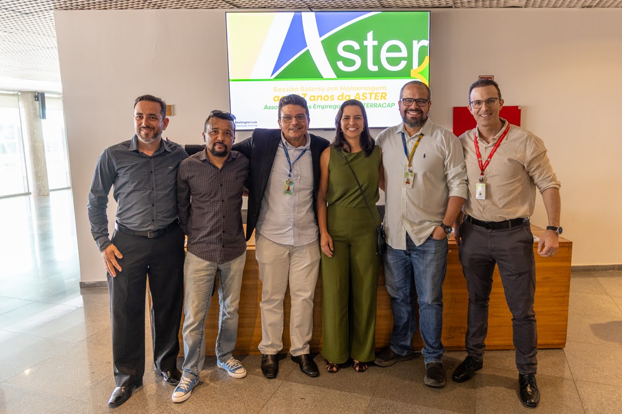 2025-08-22 - Homenagem pelos 47 Anos da Aster na CLDF